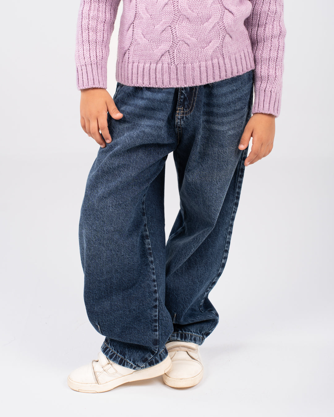 بنطلون جينز بقصة عادية للبنات