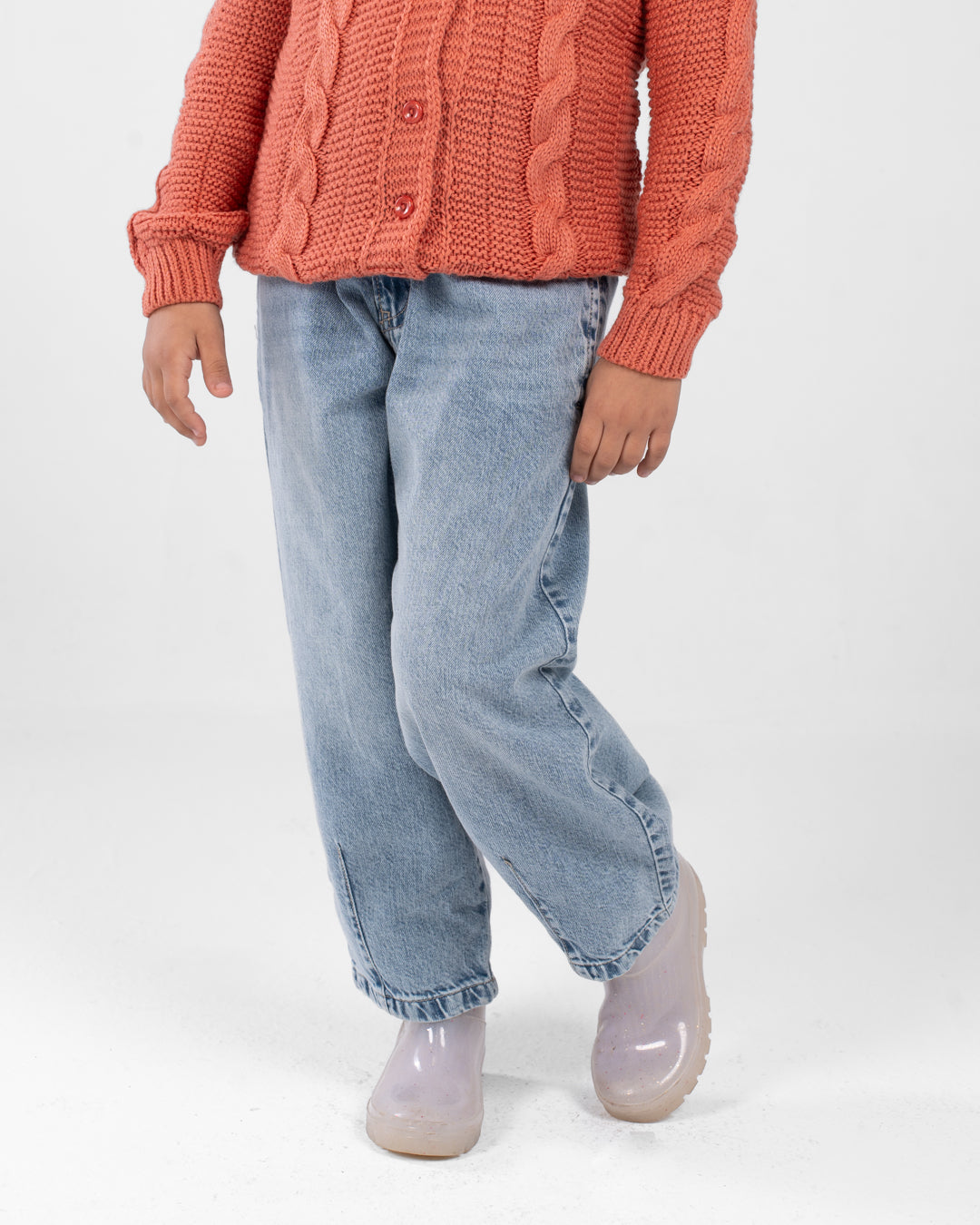 بنطلون جينز بقصة عادية للبنات