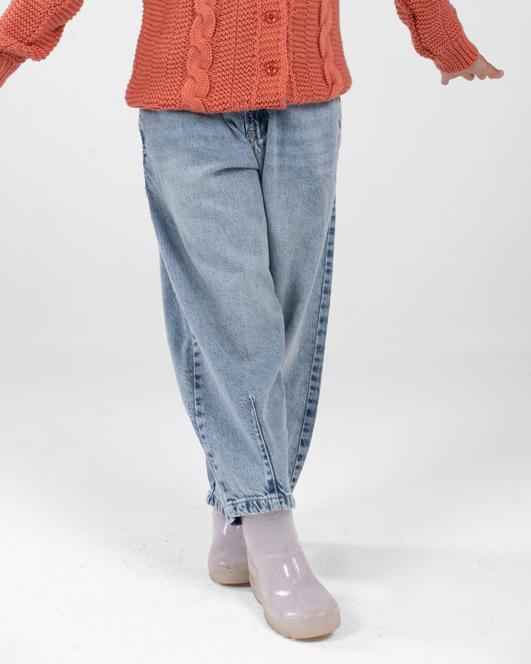 بنطلون جينز بقصة عادية للبنات