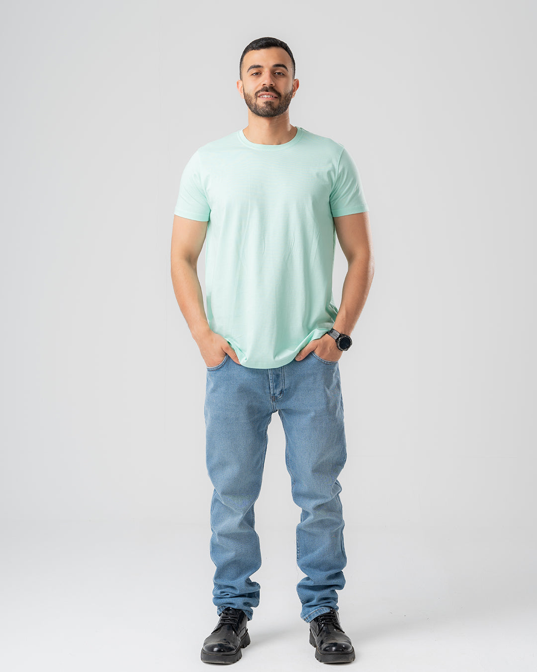 بنطلون رجالي ضيق