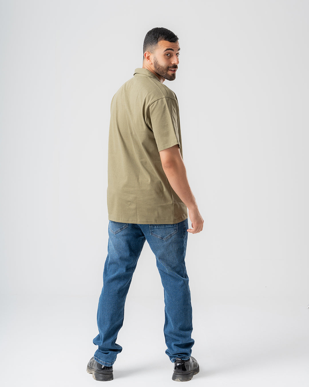 بنطلون رجالي ضيق