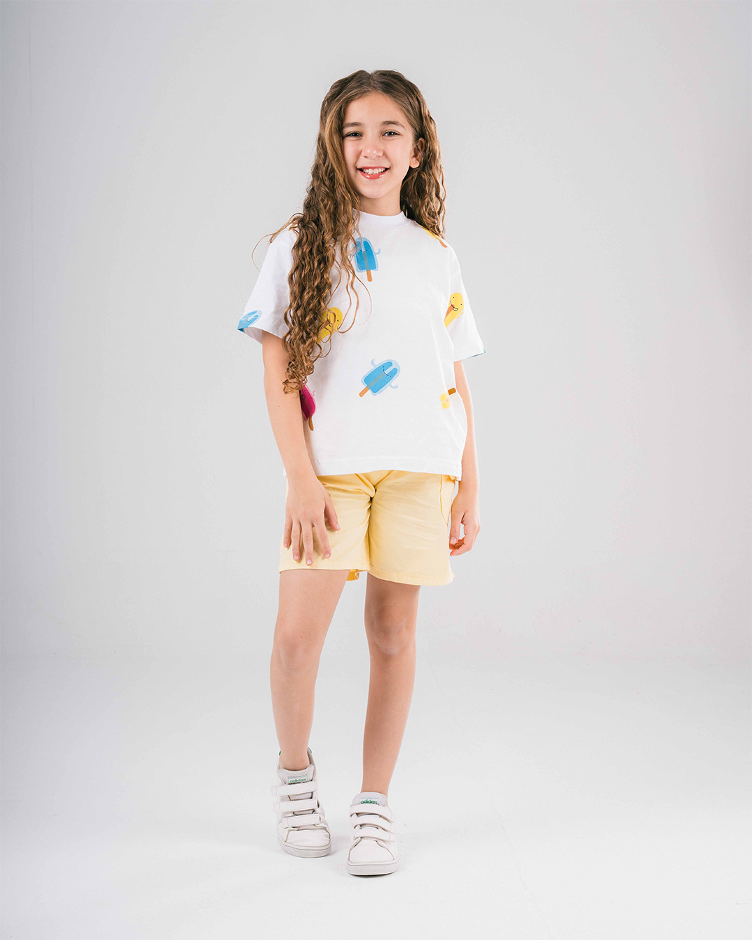 تي شيرت واسع