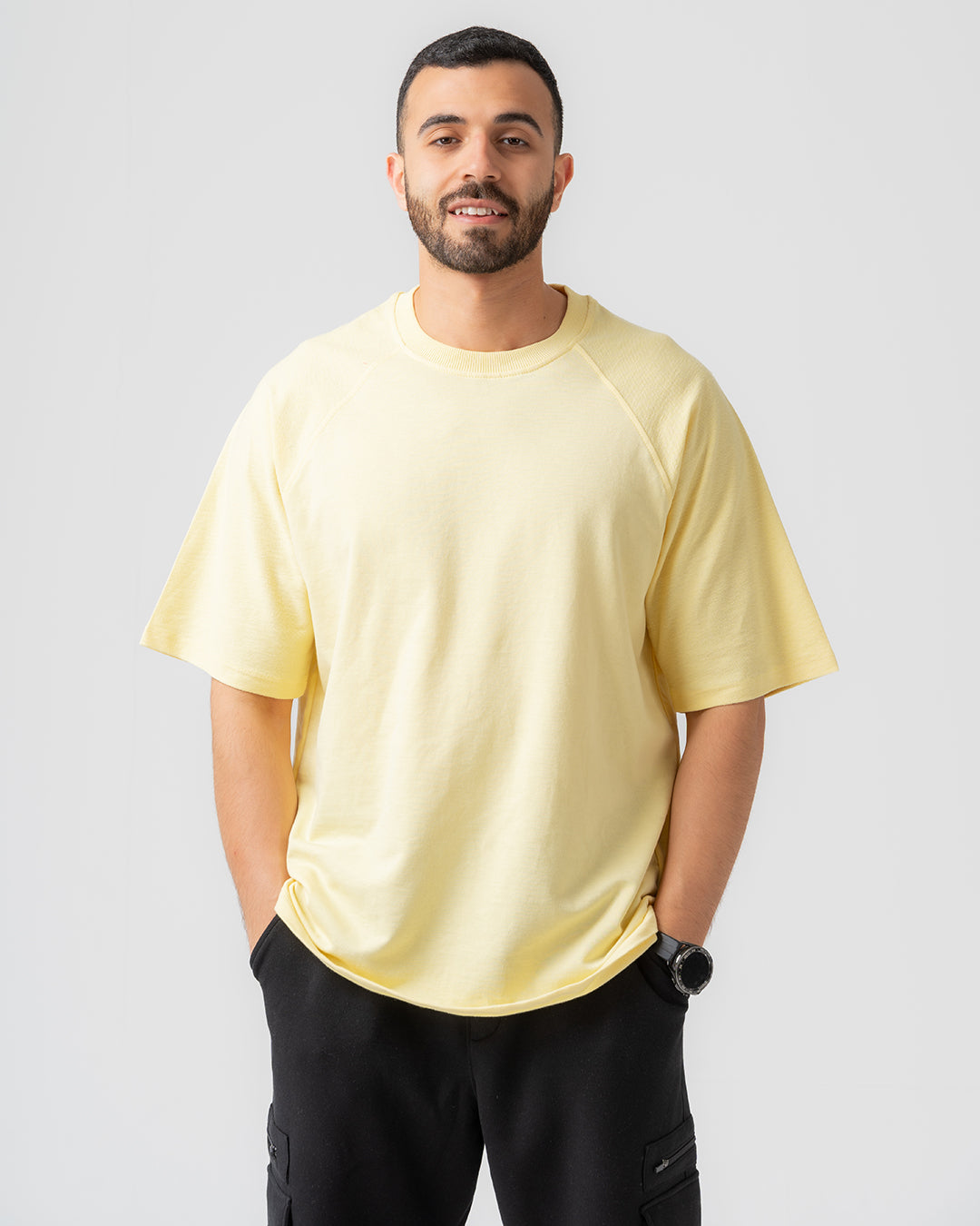 تي شيرت واسع