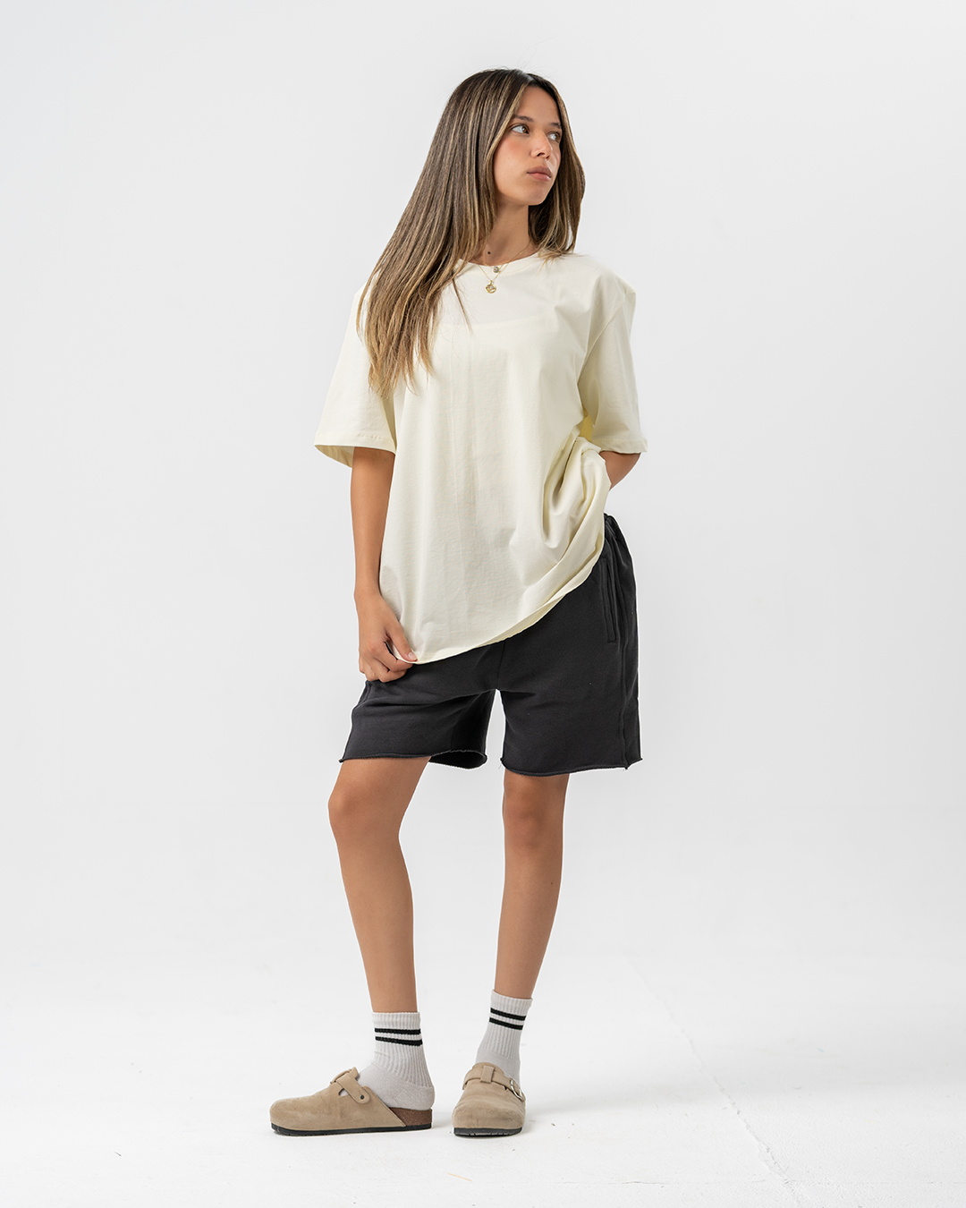 تي شيرت نصف كم - نسائي