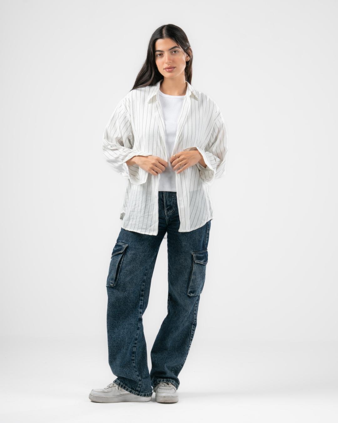 بلوزة بأكمام طويلة