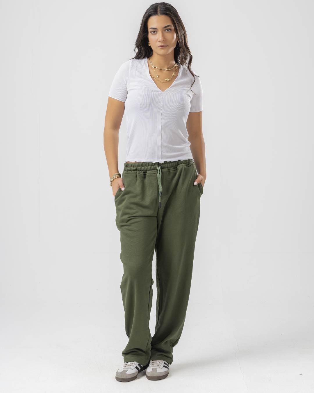 بنطلون نسائي سادة