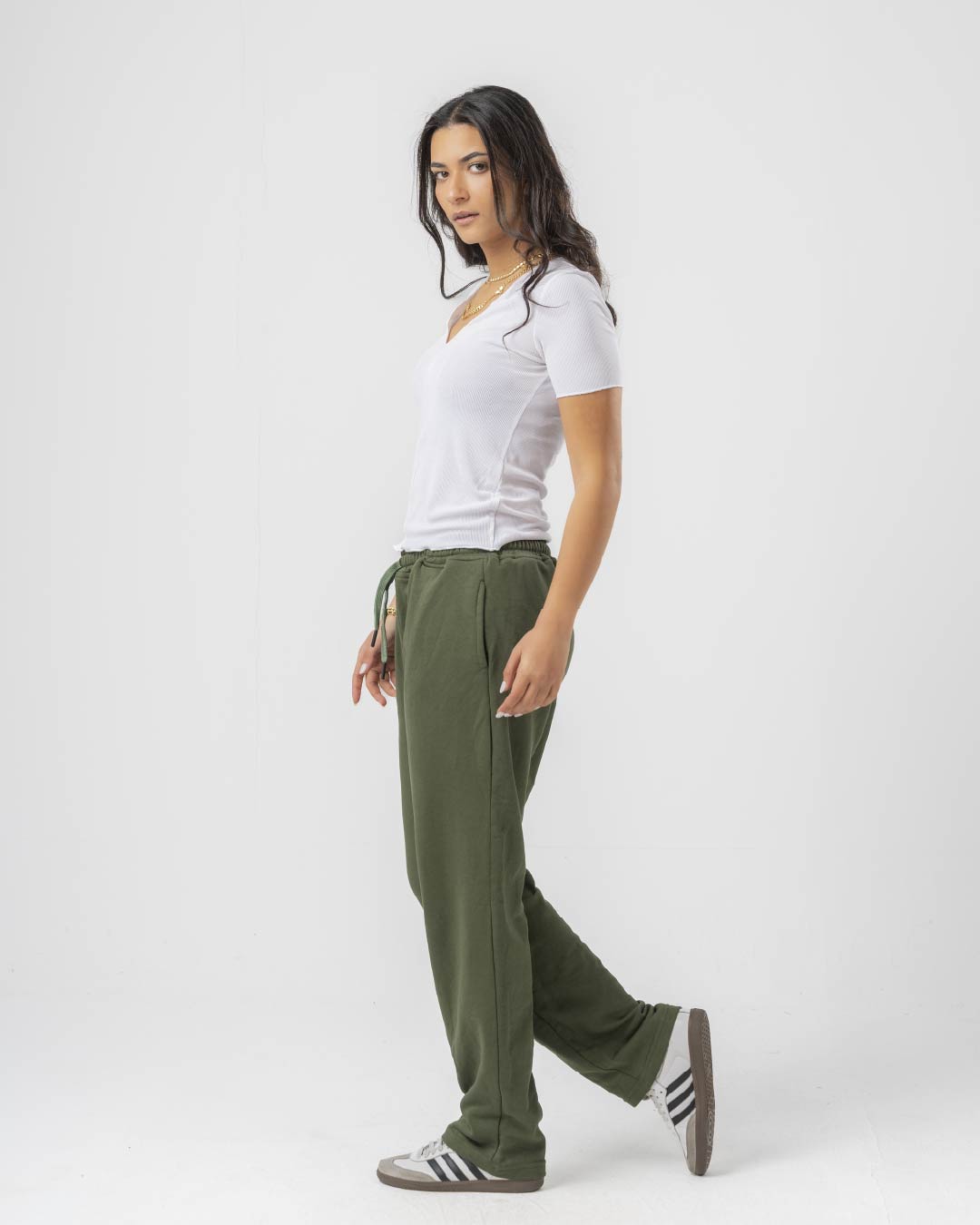 بنطلون نسائي سادة