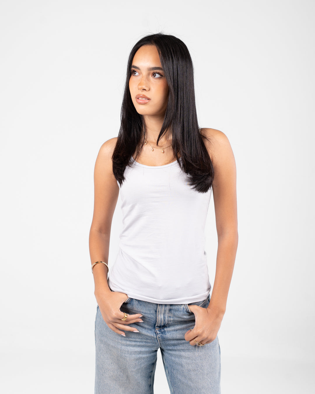 توب نسائي باسيك