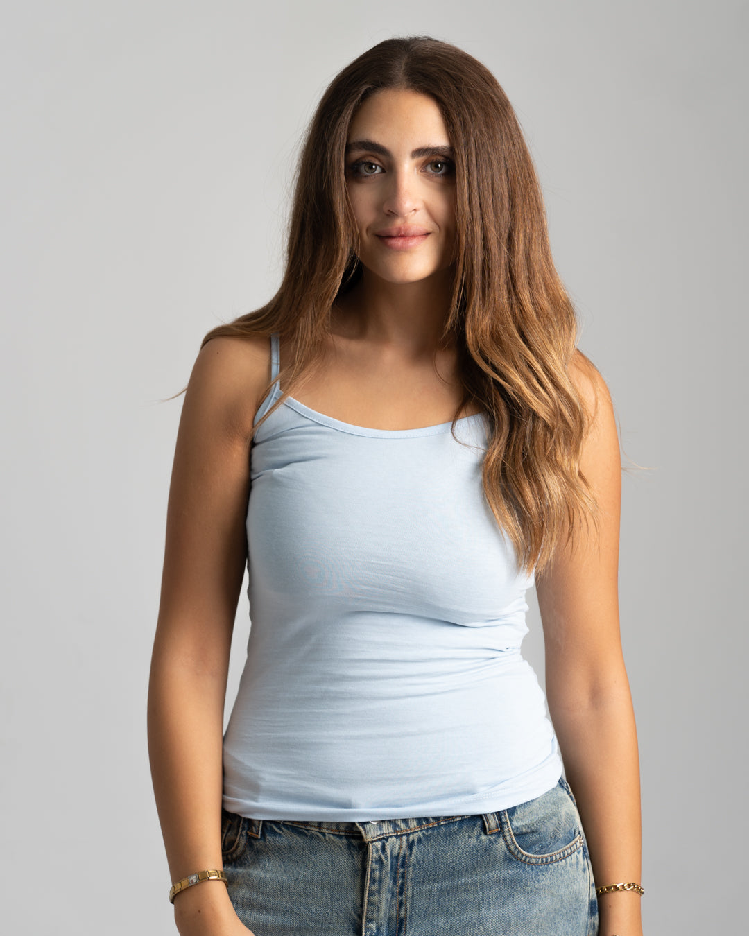 توب نسائي باسيك