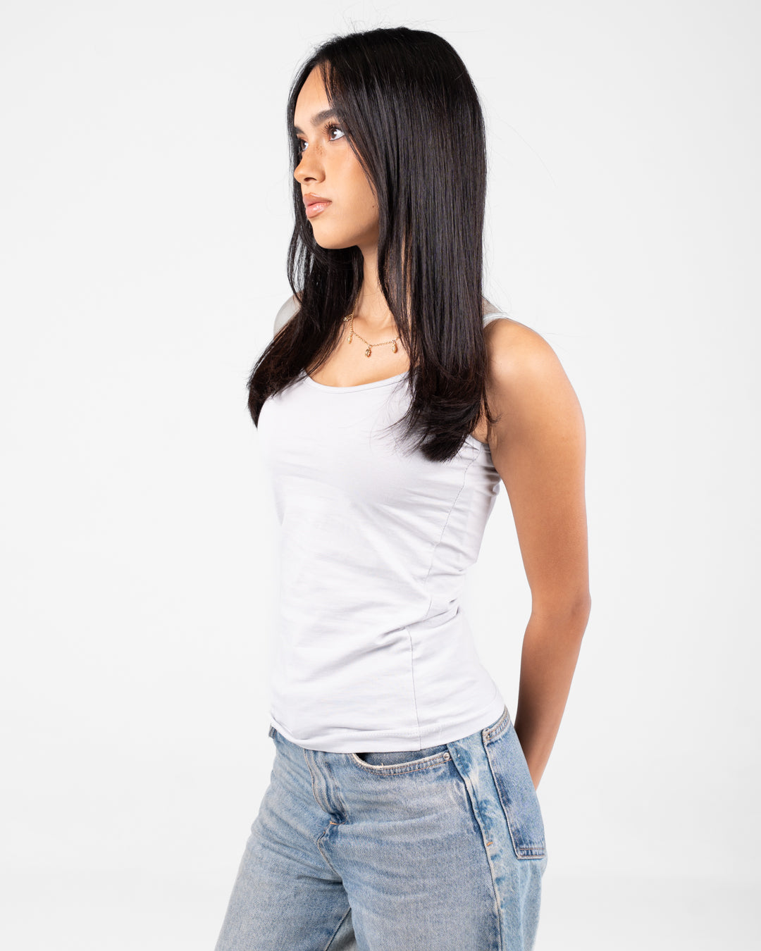 توب نسائي باسيك