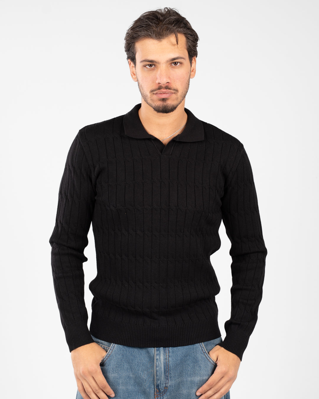 بلوفر رجالي مضفر سادة