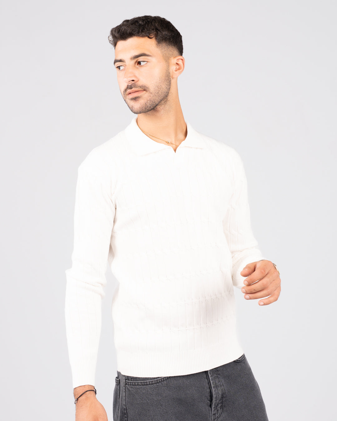 بلوفر رجالي مضفر سادة