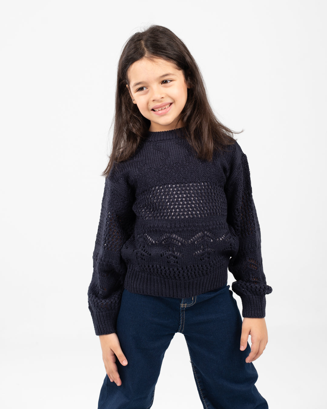 بلوفر بناتي برقبة دائرية