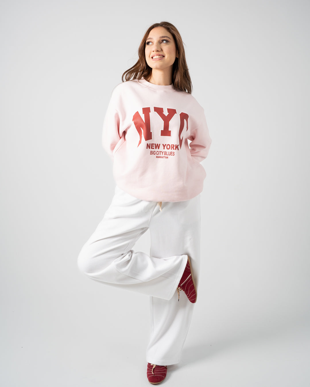 جزمة حريمي بسيطة