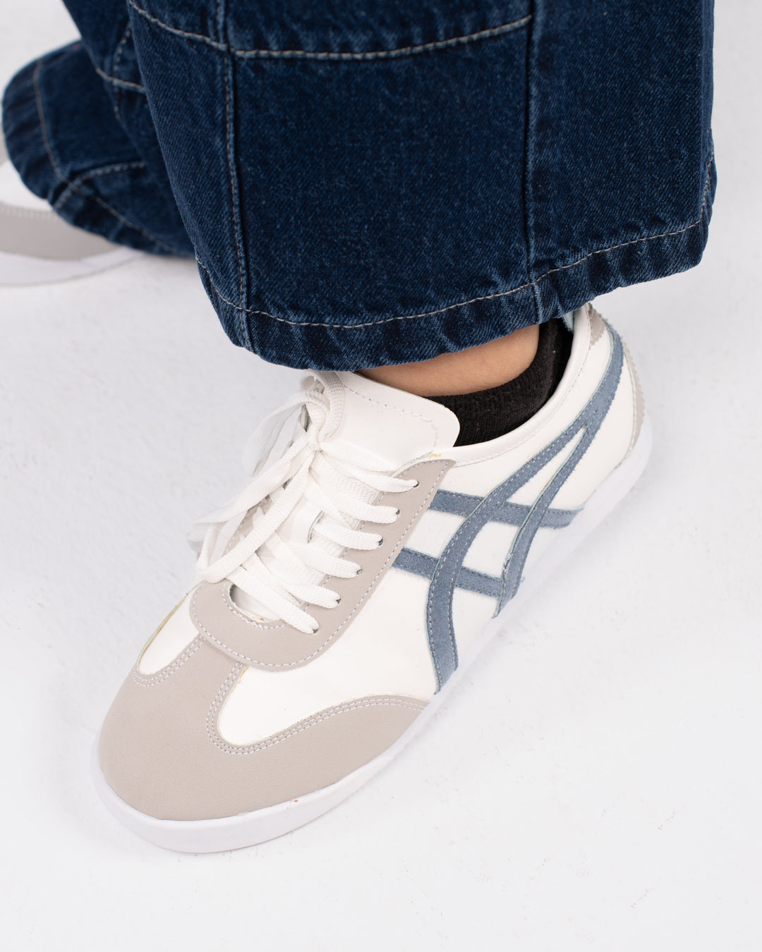 سنيكرز حريمي فلات مريحة