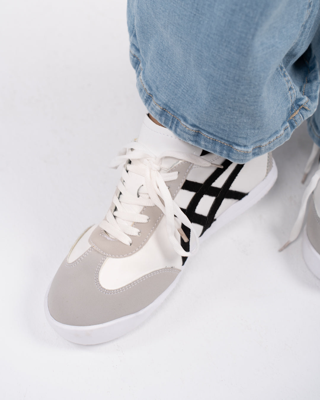 سنيكرز حريمي فلات مريحة