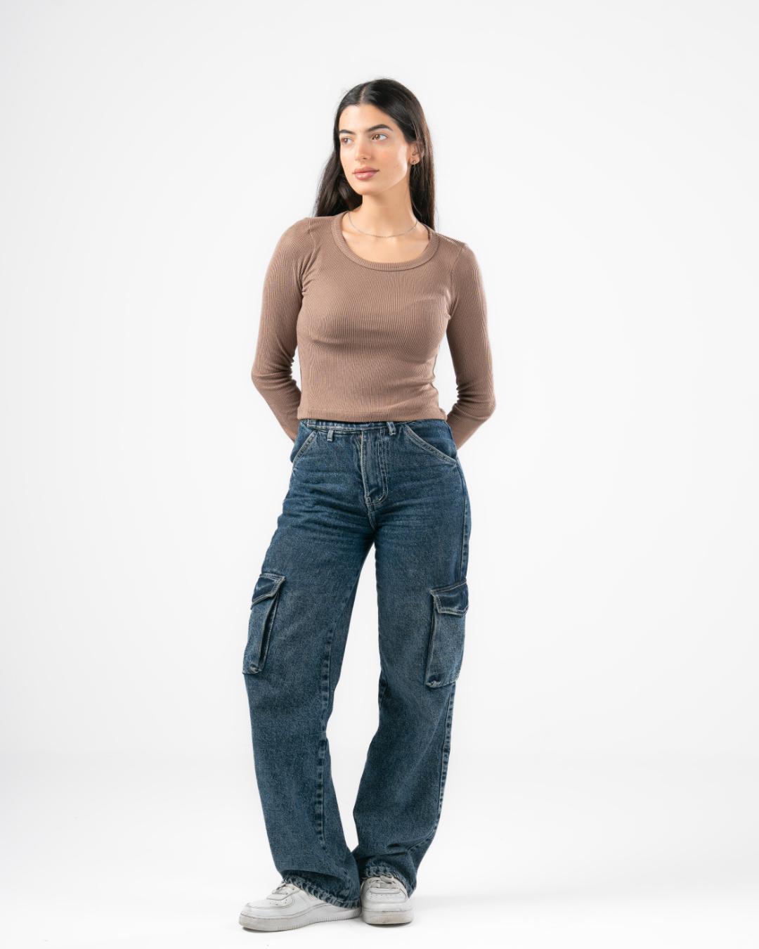 توب حريمي بأكمام طويلة