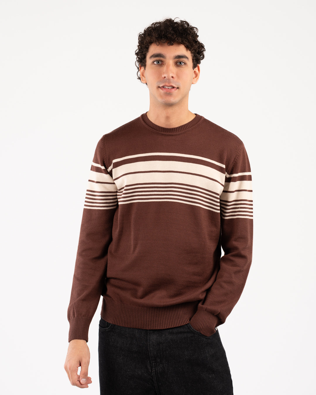 بلوفر رجالي برقبة دائرية