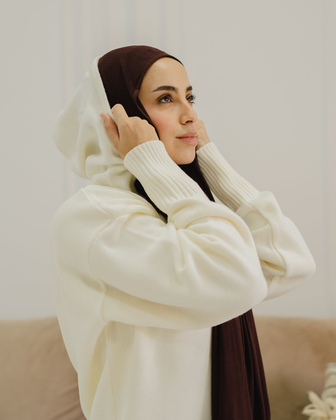 بلوفر نسائي سادة