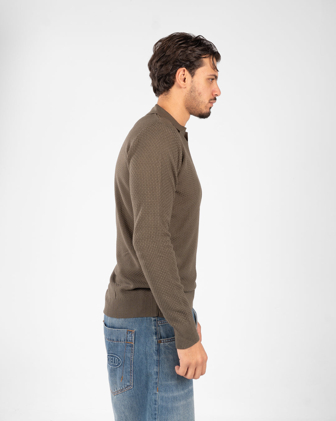 بلوفر رجالي أساسي بياقة