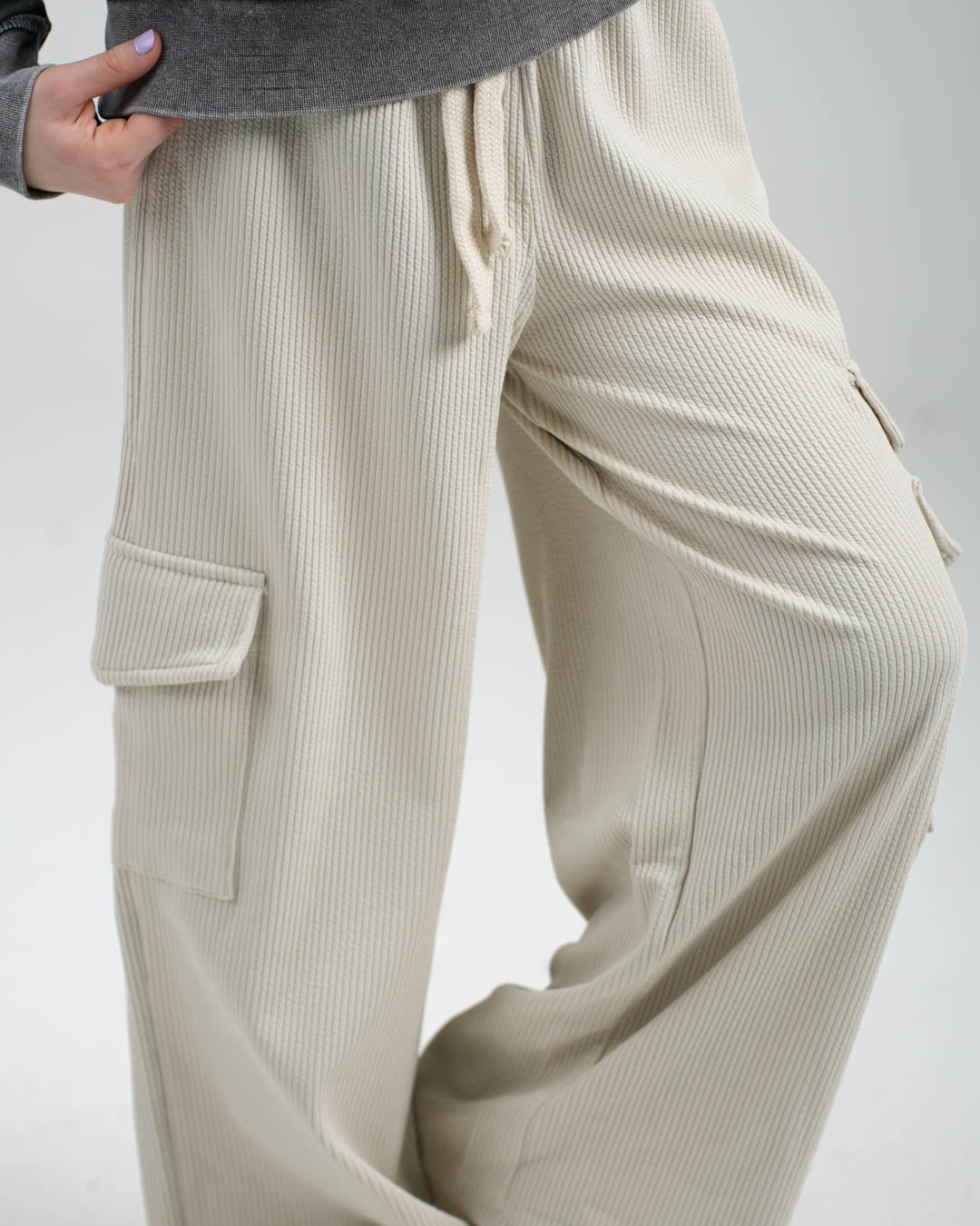 بنطلون رياضي واسع الساق للبنات