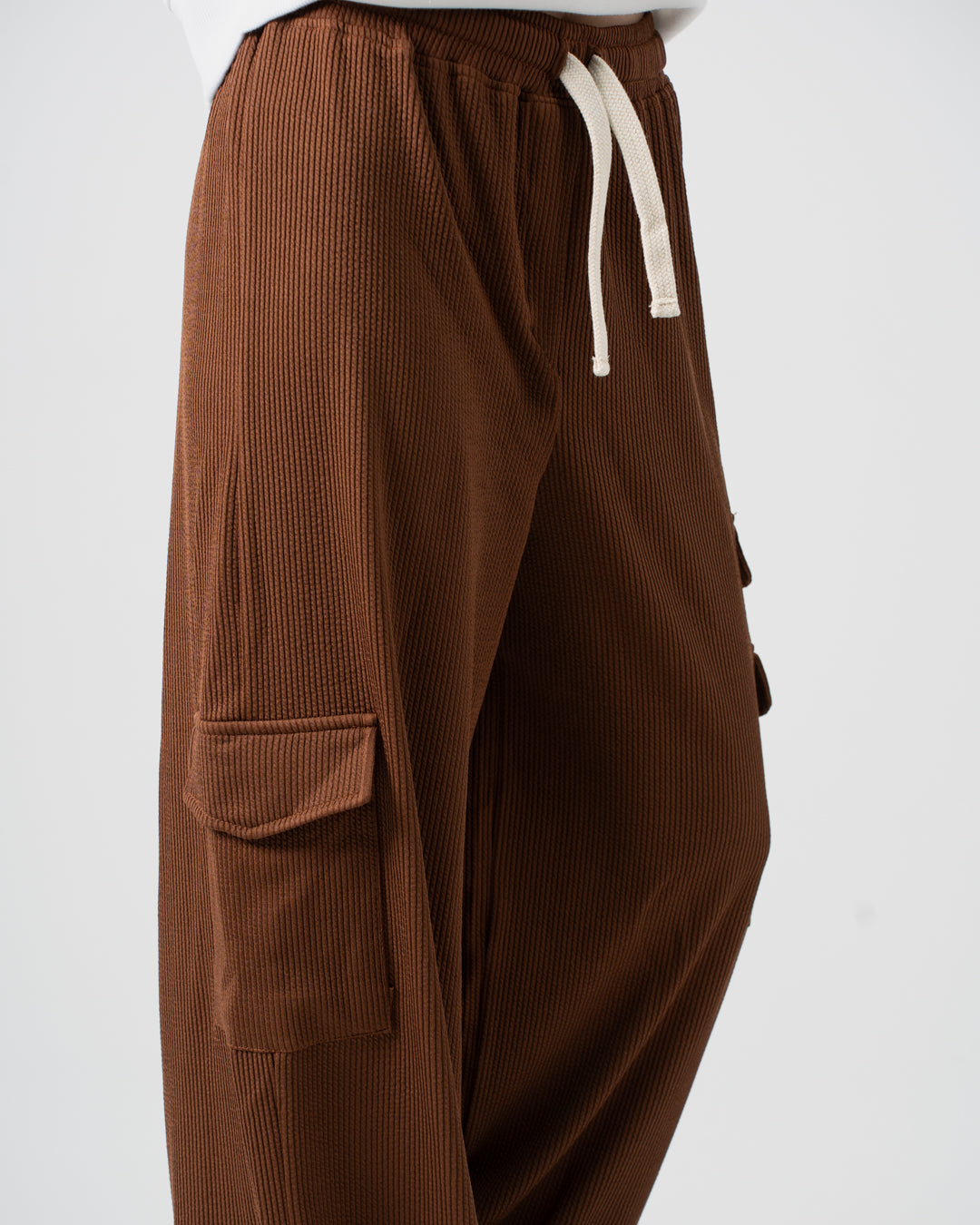 بنطلون رياضي واسع الساق للبنات