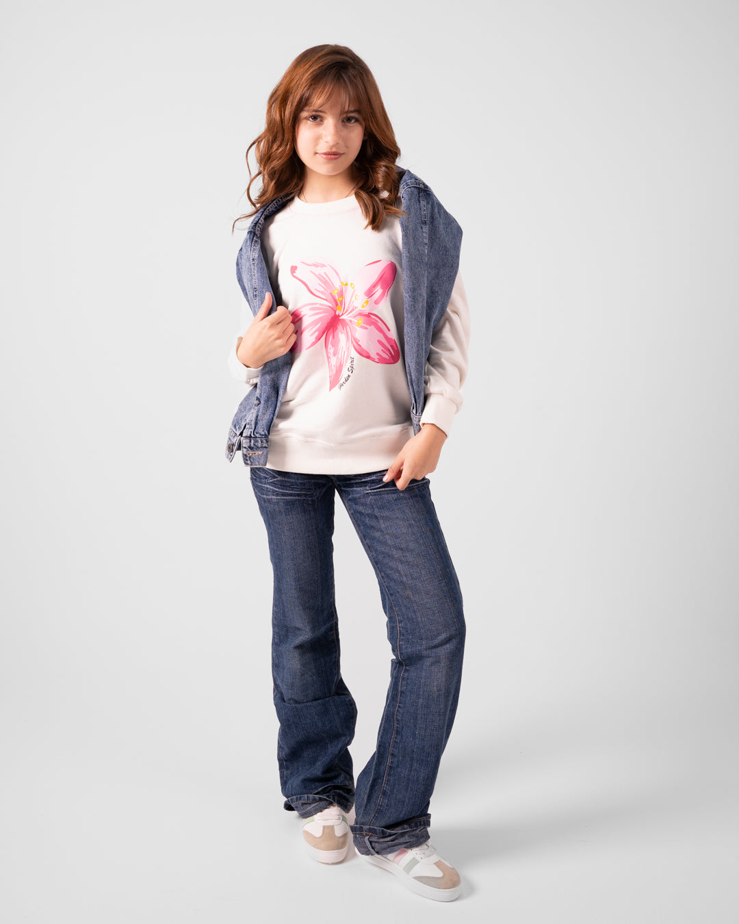 سويت شيرت مطبوع بناتي