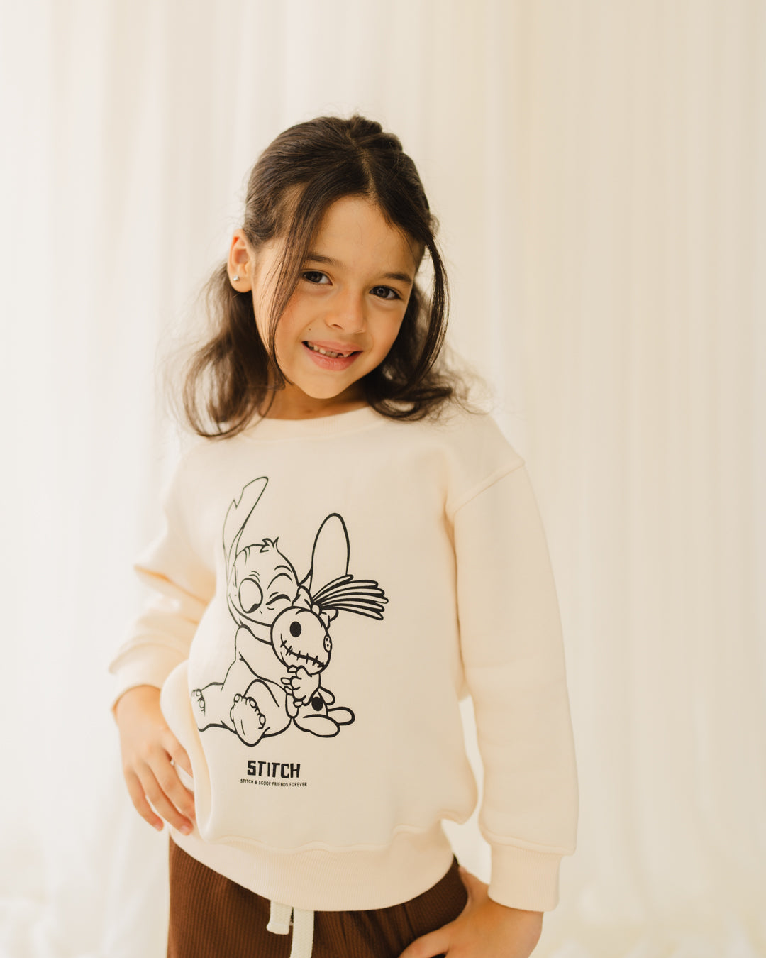 Stitch Round Neck SweatShirt