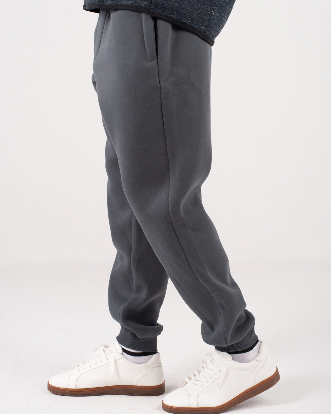 بنطلون رياضي رجالي أساسي