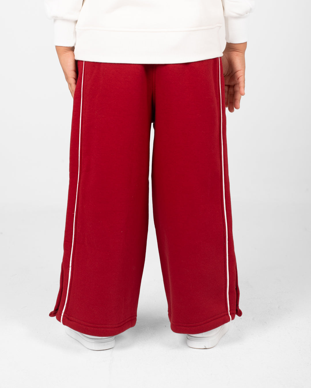 Buttoned Girl SweatPants
