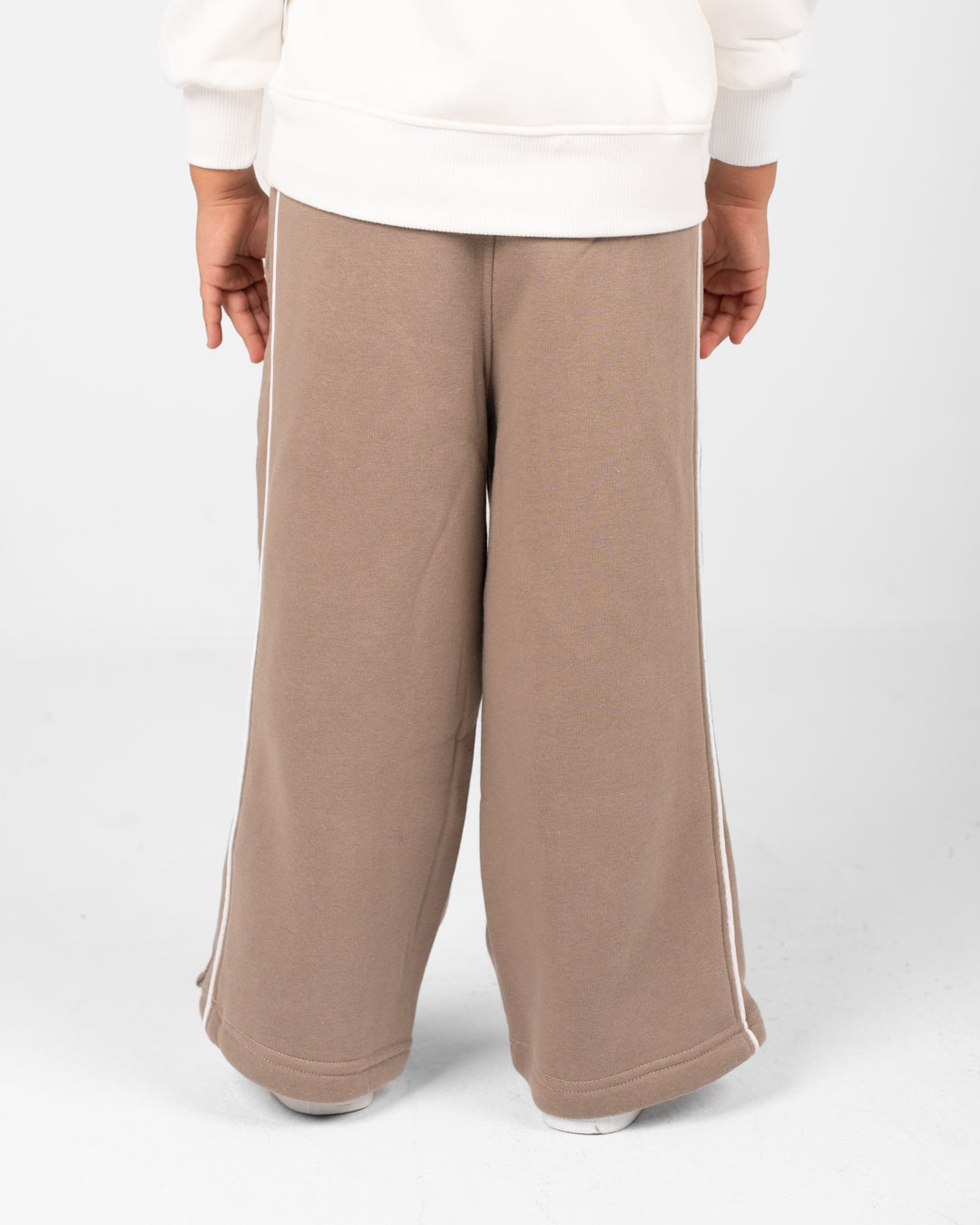 Buttoned Girl SweatPants