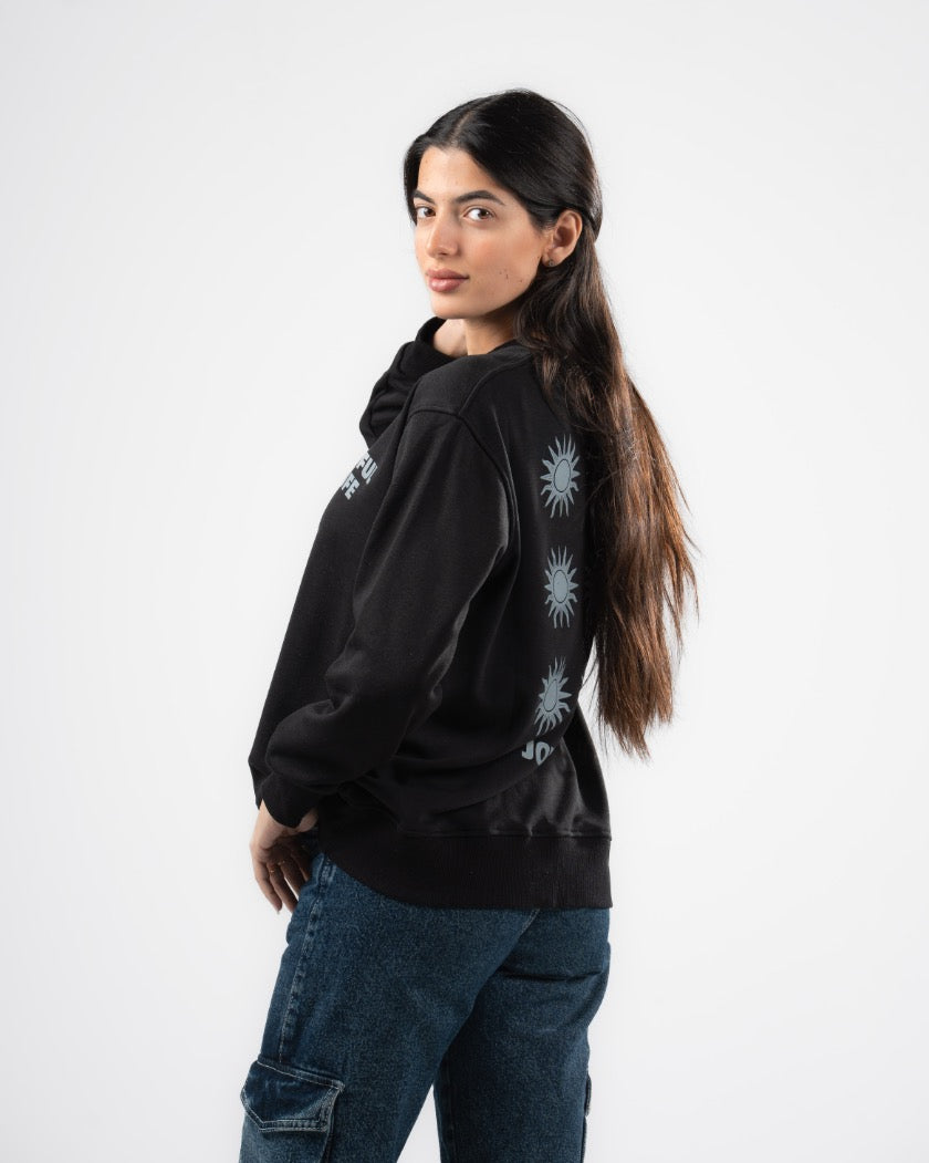 سويت شيرت بطبعة