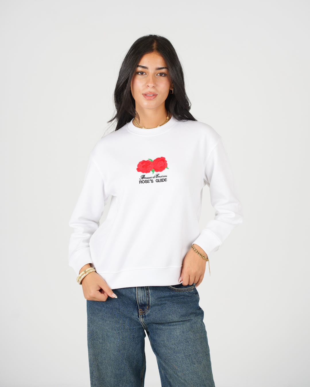 سويت شيرت رجالي برقبة مستديرة وتطريز