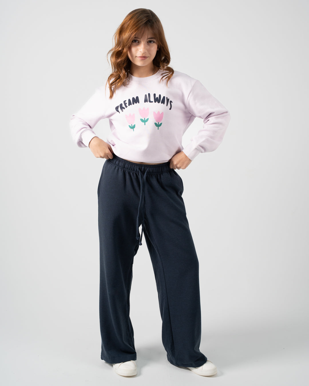 بنطلونات رياضية للبنات