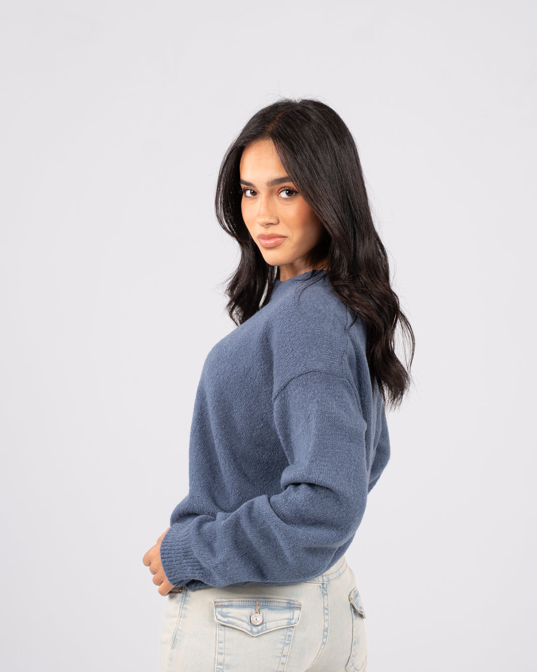 بلوفر نسائي أساسي