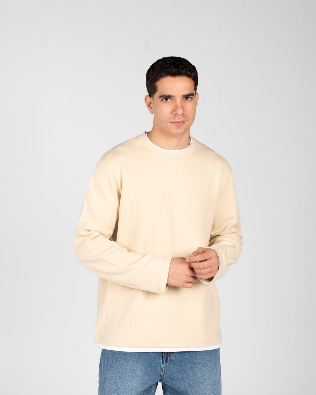Round Neck Men Sweater