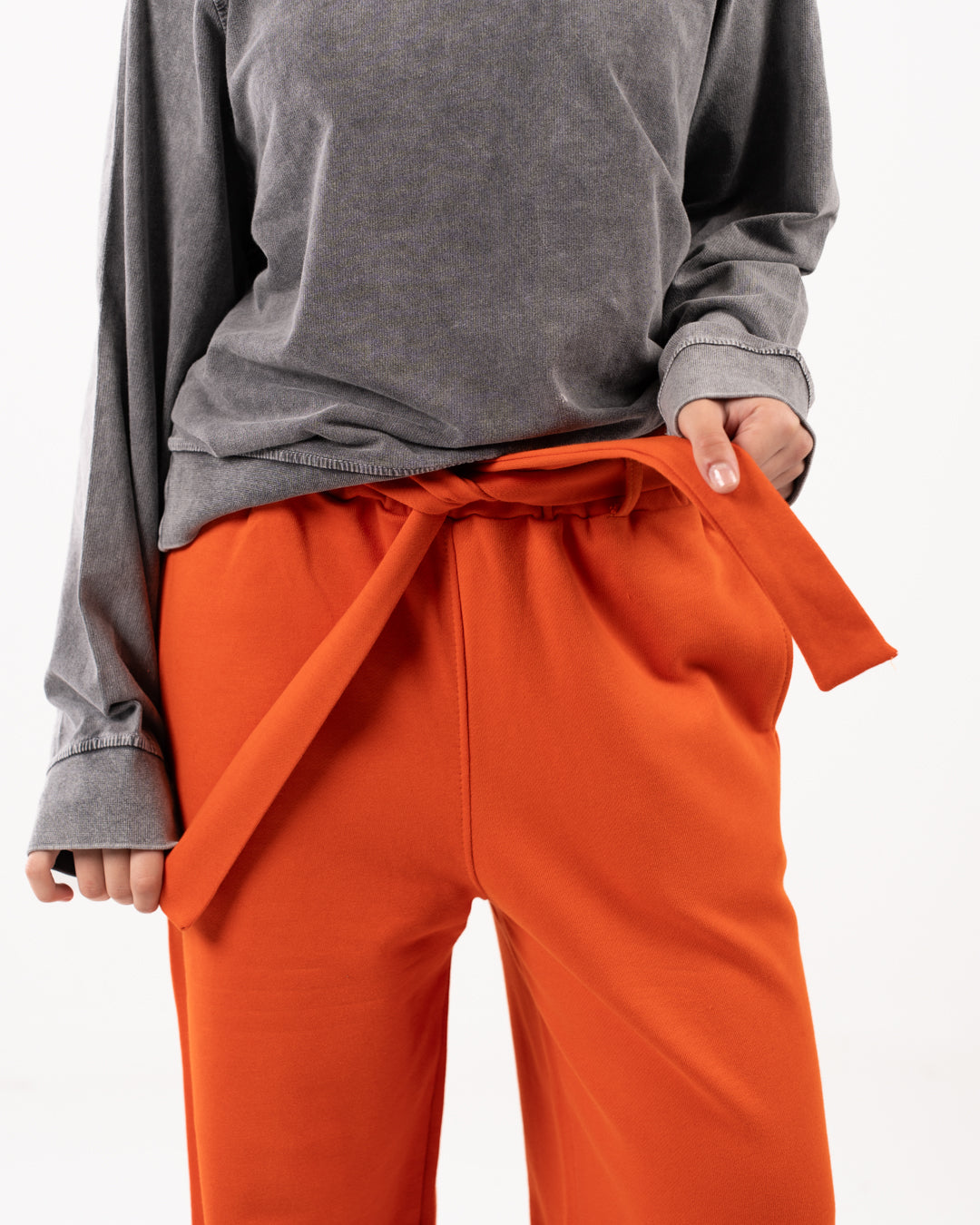 بنطلون رياضي واسع الساق مع رباط للفتيات