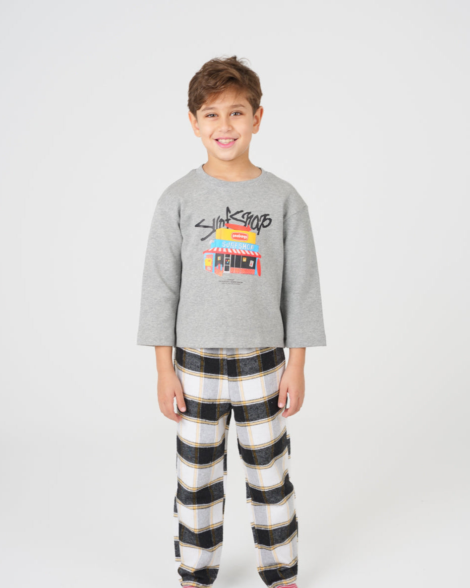 بيجامة أولادي كاروهات