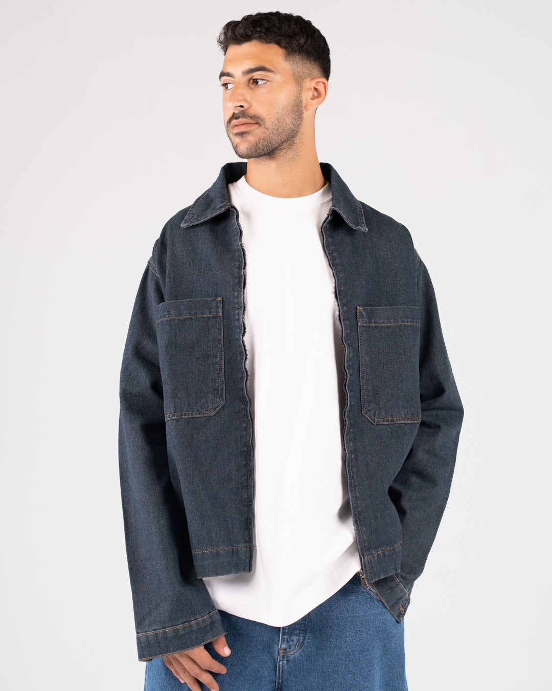 جاكيت جينز رجالي
