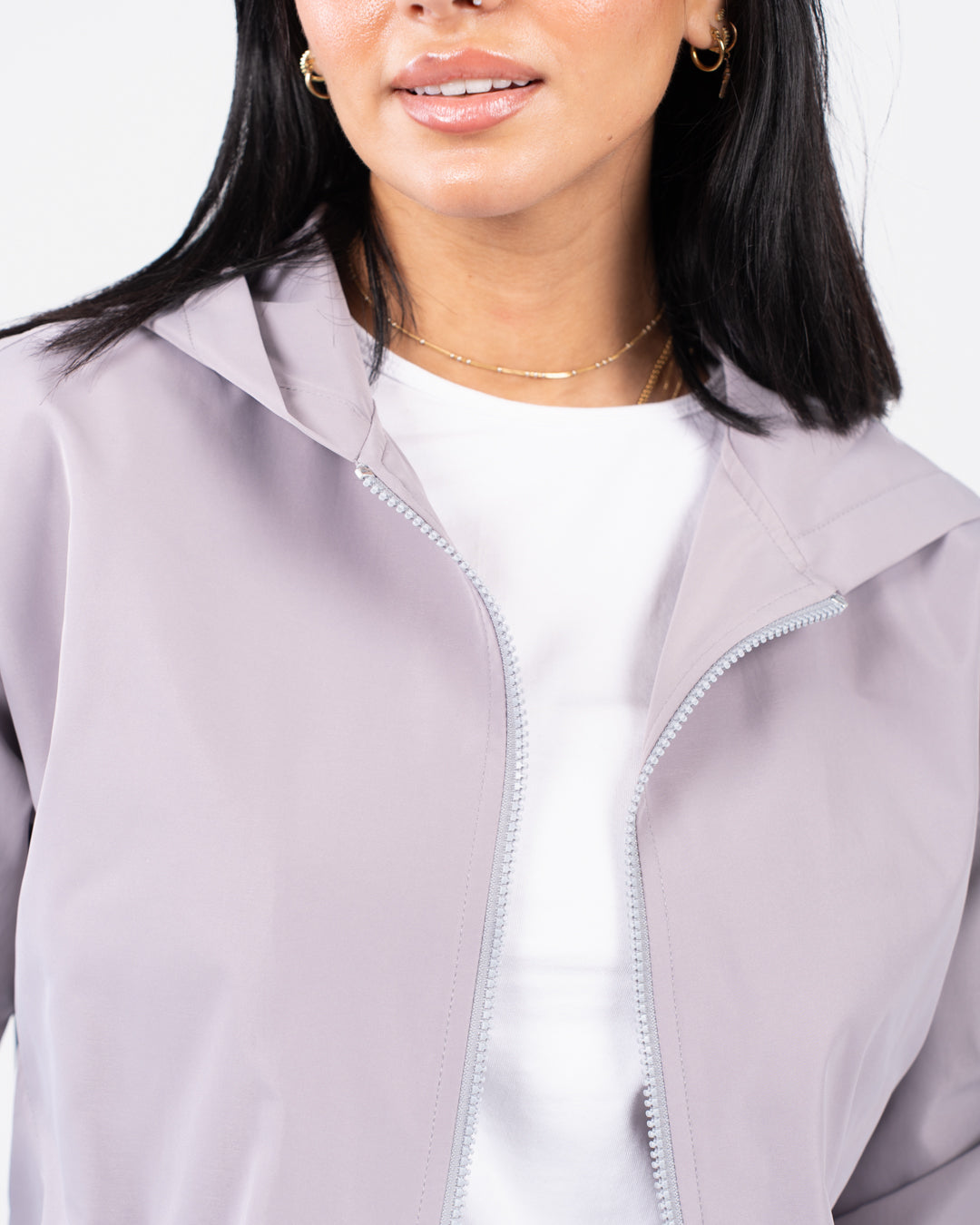 سترة نسائية مقاومة للماء