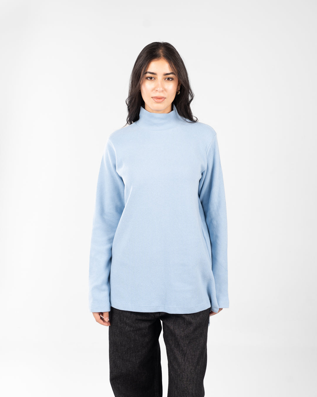 سترة نسائية من الكشمير برقبة عالية