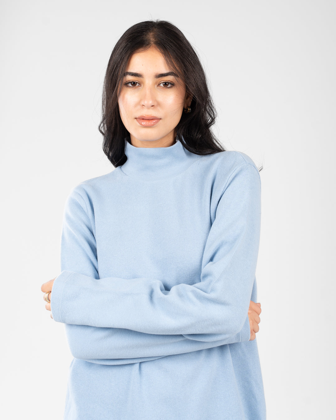 سترة نسائية من الكشمير برقبة عالية