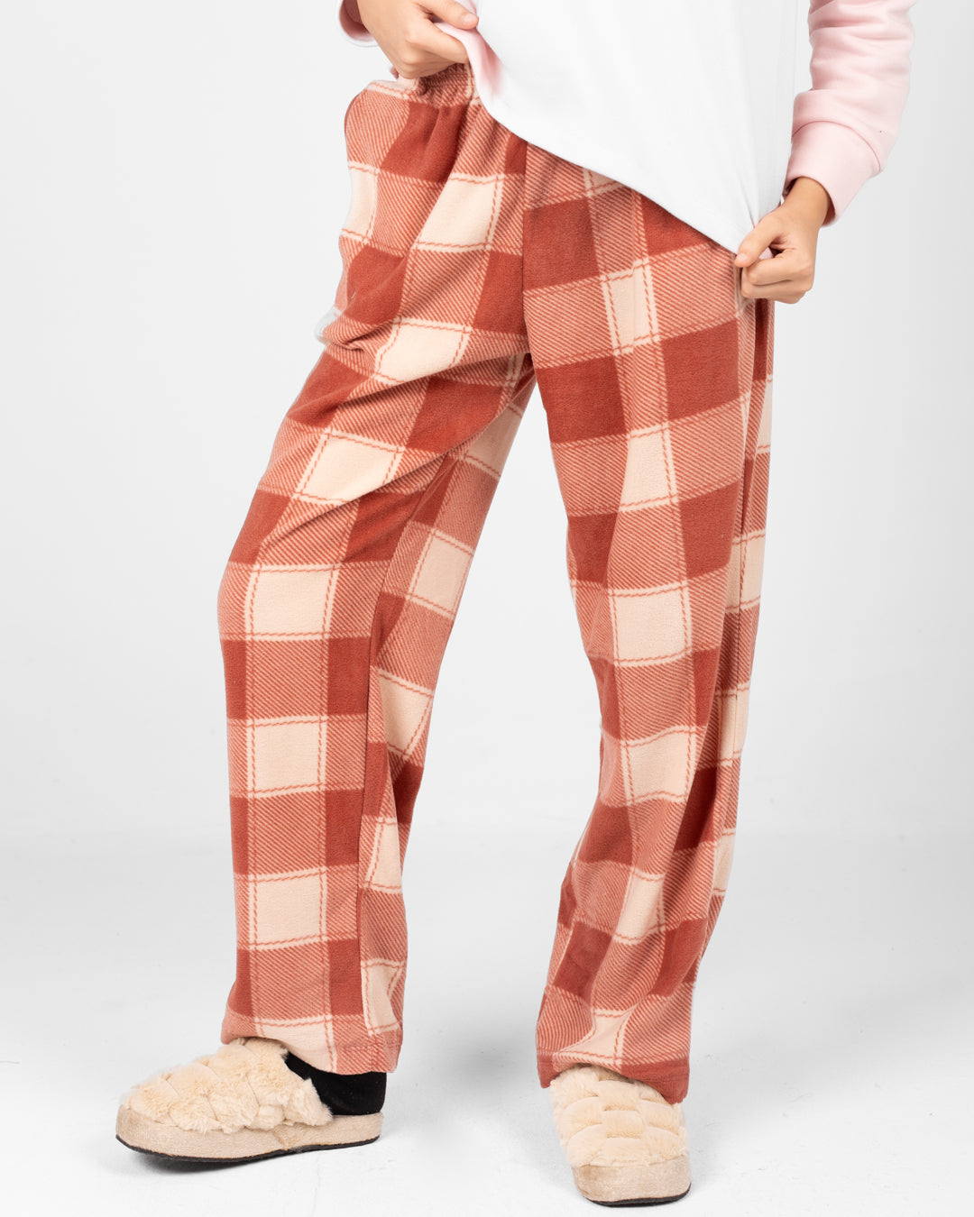 بيجامات نسائية منقوشة