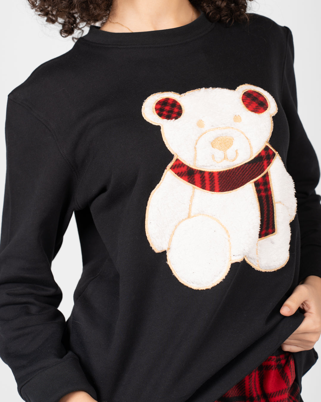 بيجامة نسائية منقوشة بنقشة تيدي