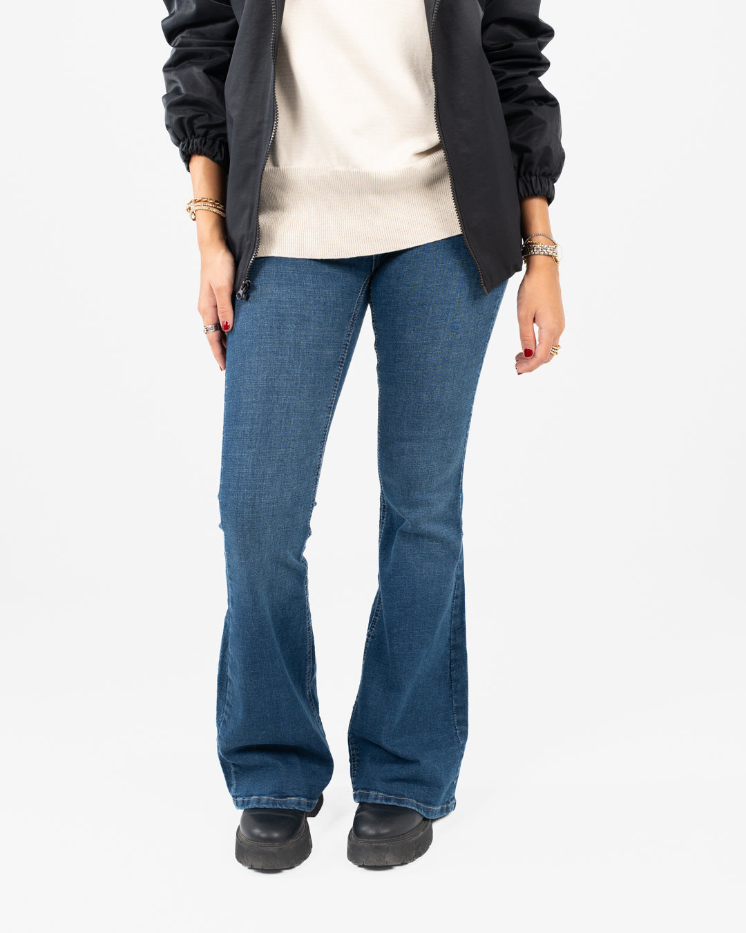 بنطلون جينز نسائي واسع