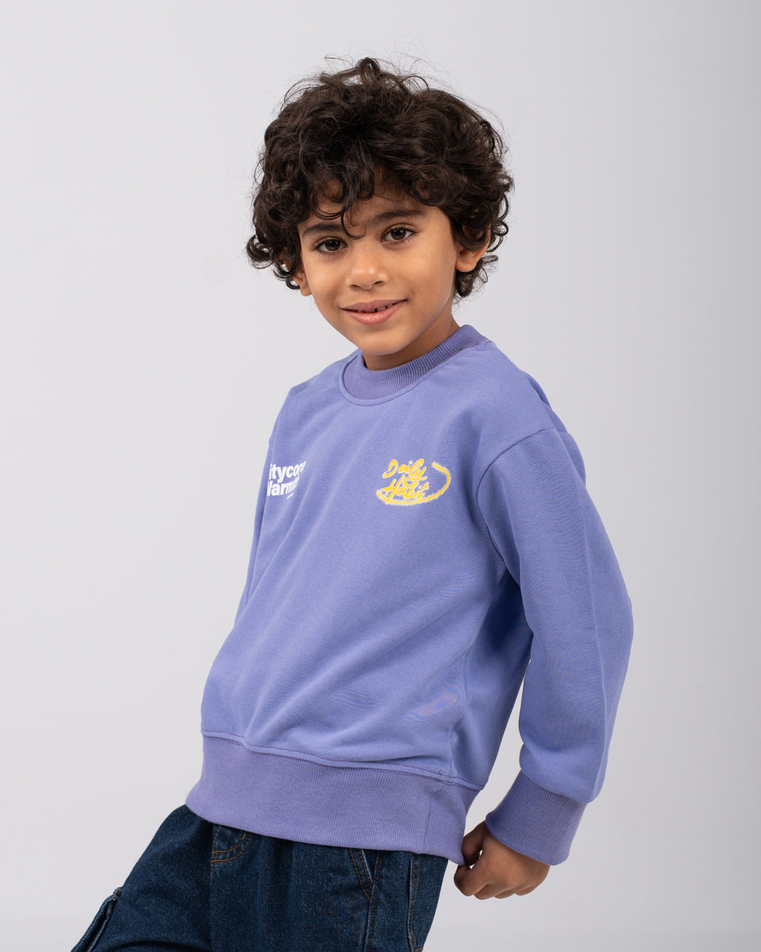 سويت شيرت مطبوع للأولاد برقبة دائرية