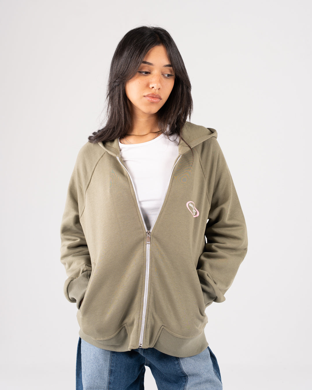 سويت شيرت نسائي بغطاء للرأس