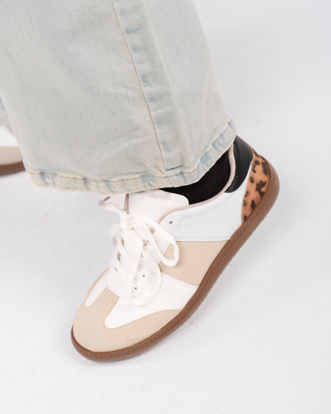 بنطلون جينز نسائي واسع