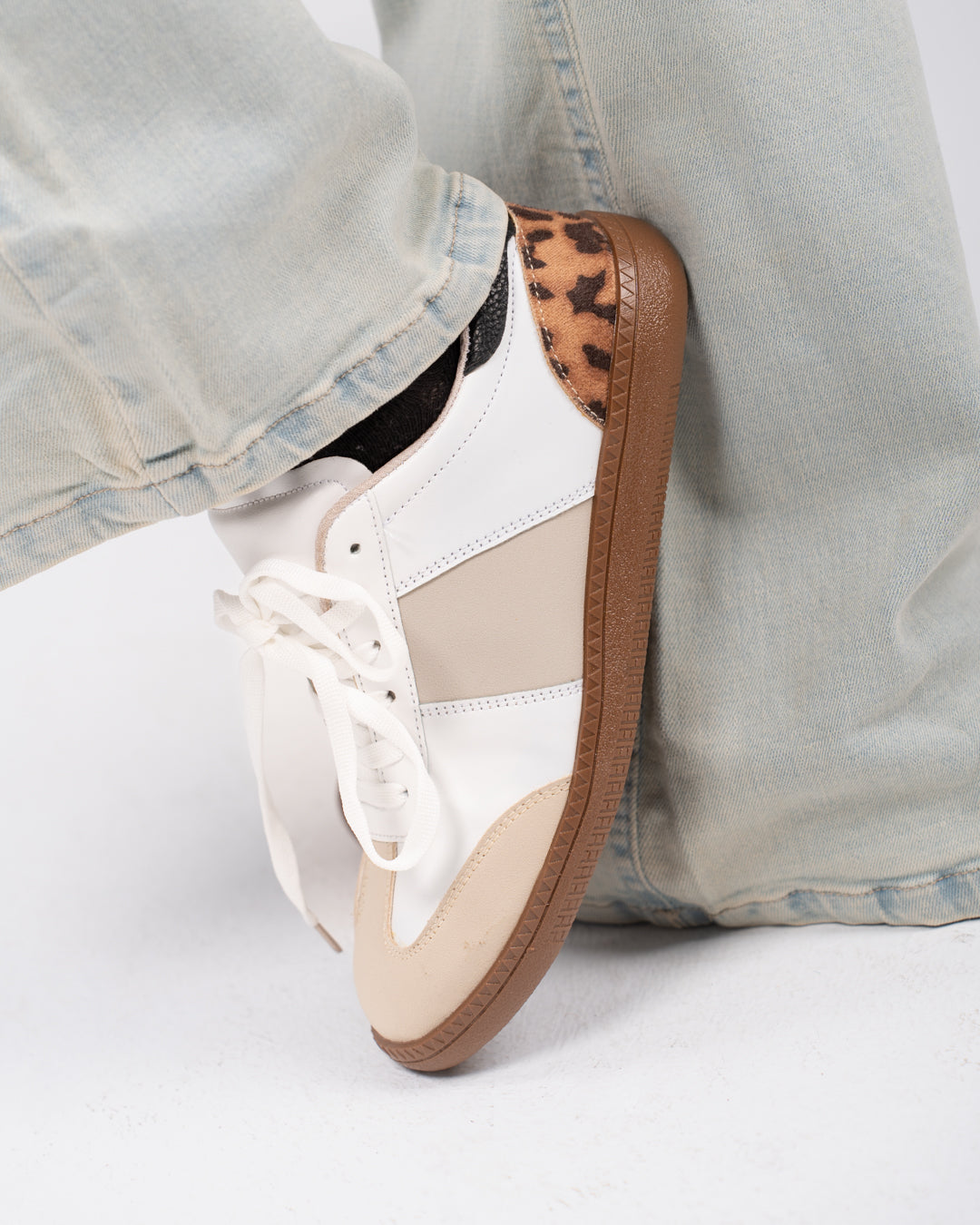 بنطلون جينز نسائي واسع