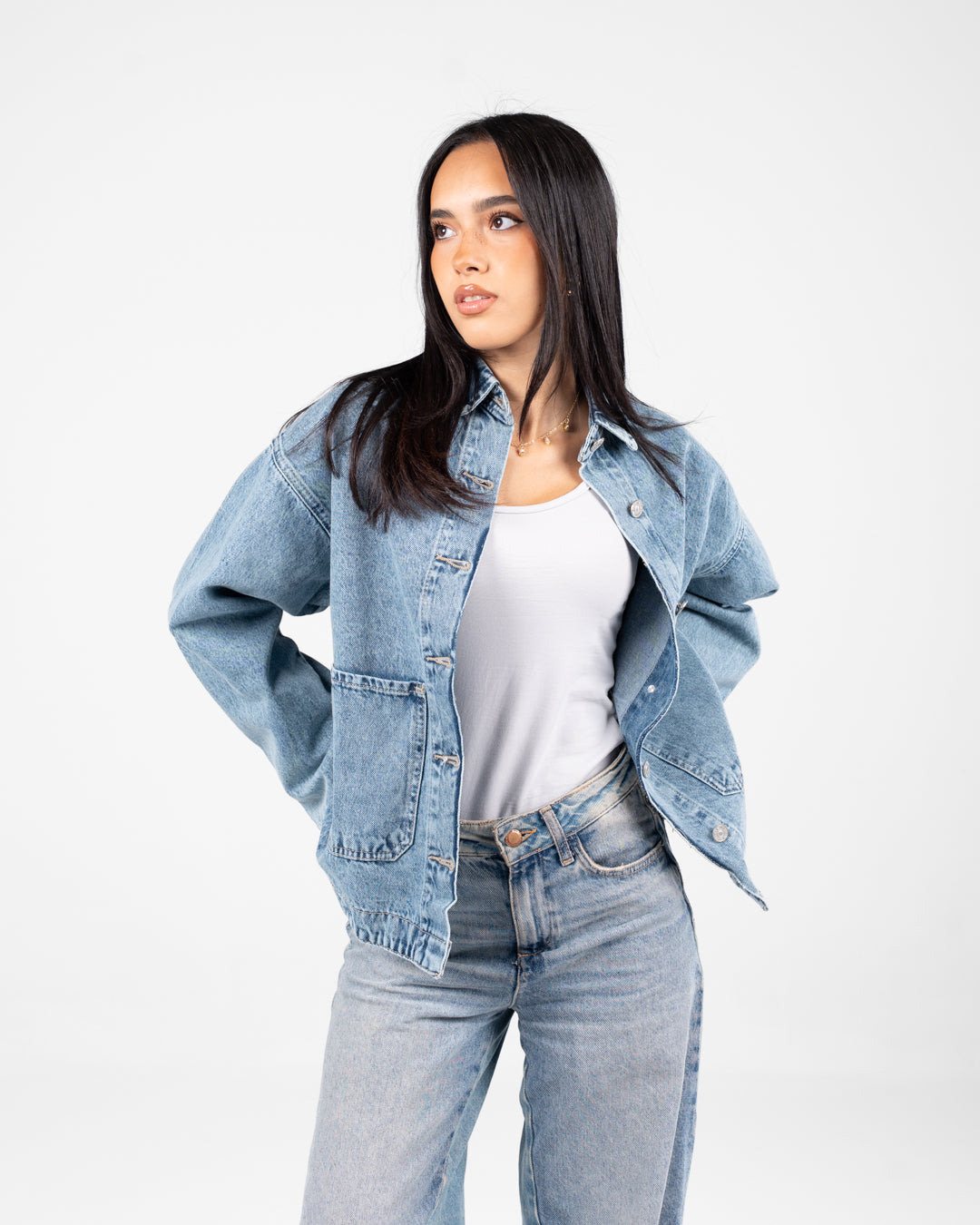 سترة جينز نسائية